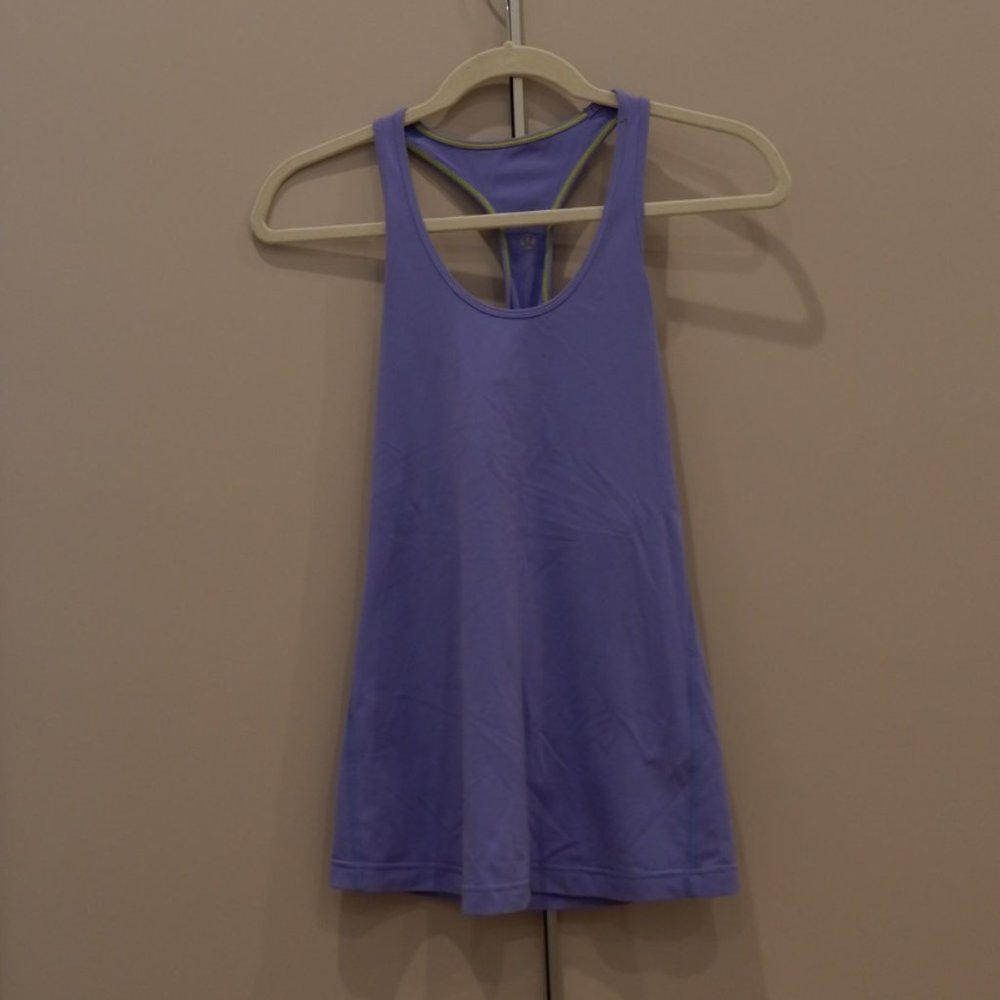 Lululemon Reversible Lilac Blue Tank Top - Picture 3 of 8